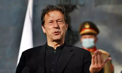 Imran ousted as Pak PM in the midnight trust vote