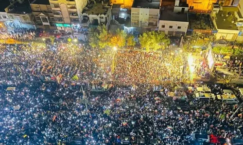 Massive protests in Pakistan indicate Imran Khan going back to the streets