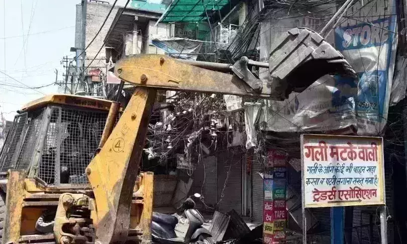 SC orders NDMC to stop demolition drive in Jahangirpuri;  critics charge authorities target minorities