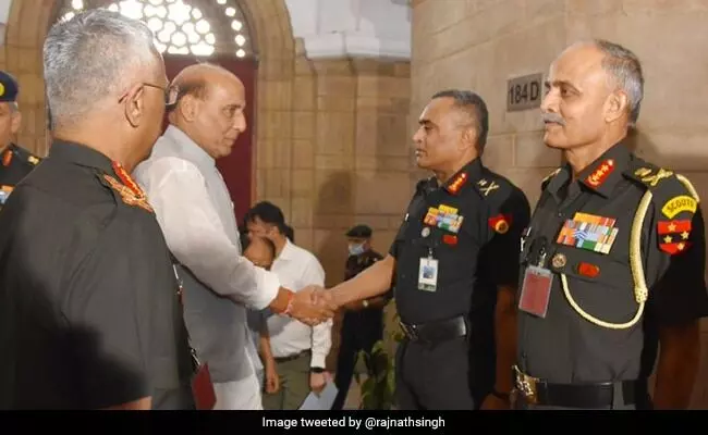 Rajnath Singh urges the Army to address every possible security challenge