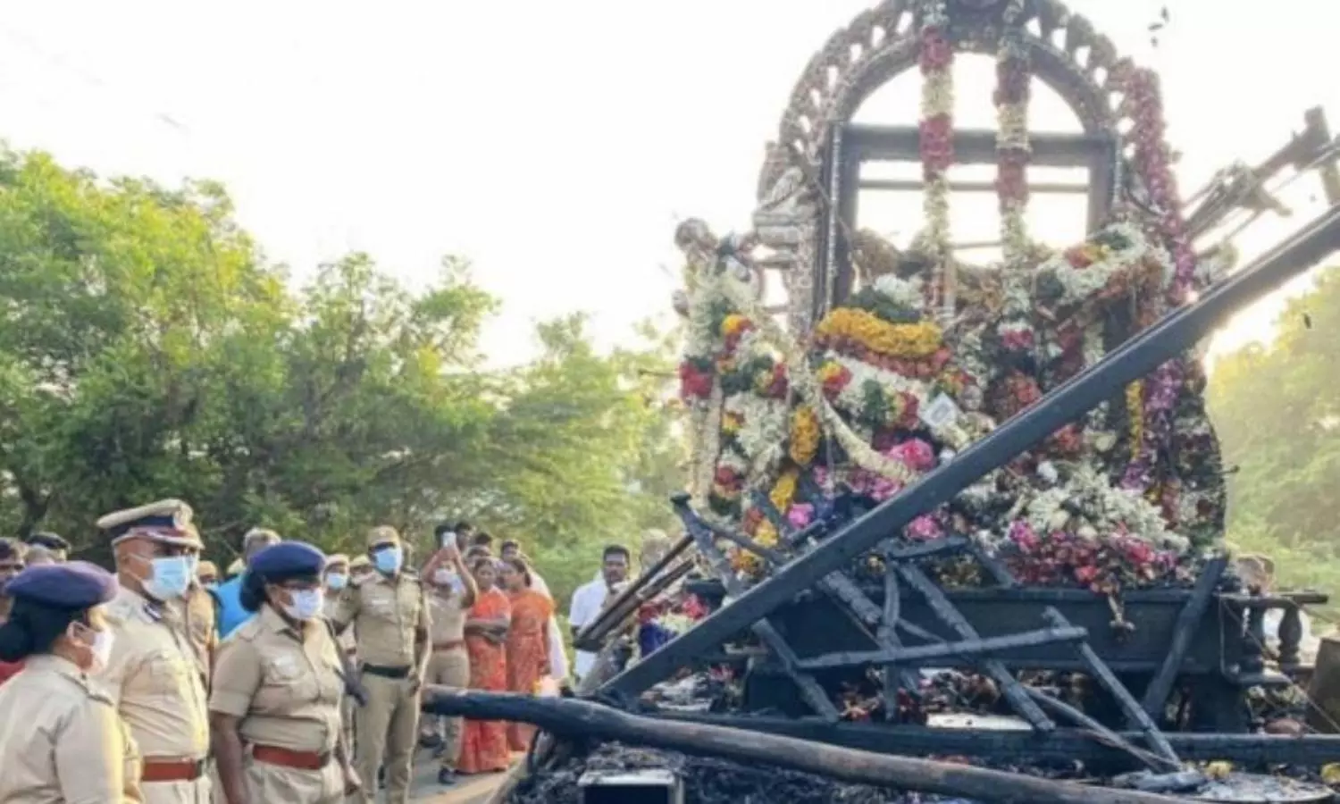 11, including 2 children, electrocuted during temple chariot procession in TN