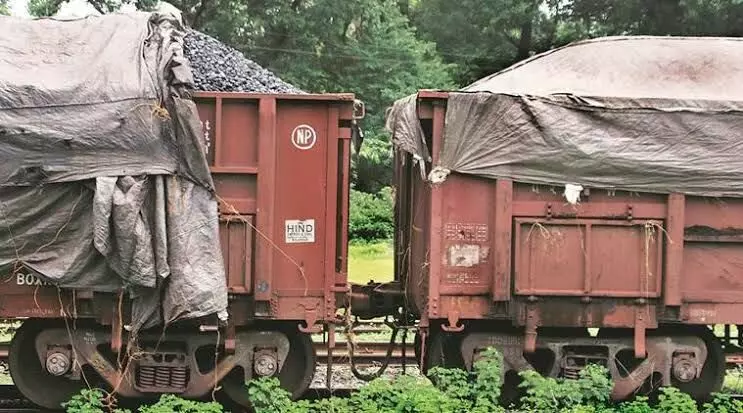 Power cuts: Indian Railways cancels 42 passenger train trips to rush coal rakes