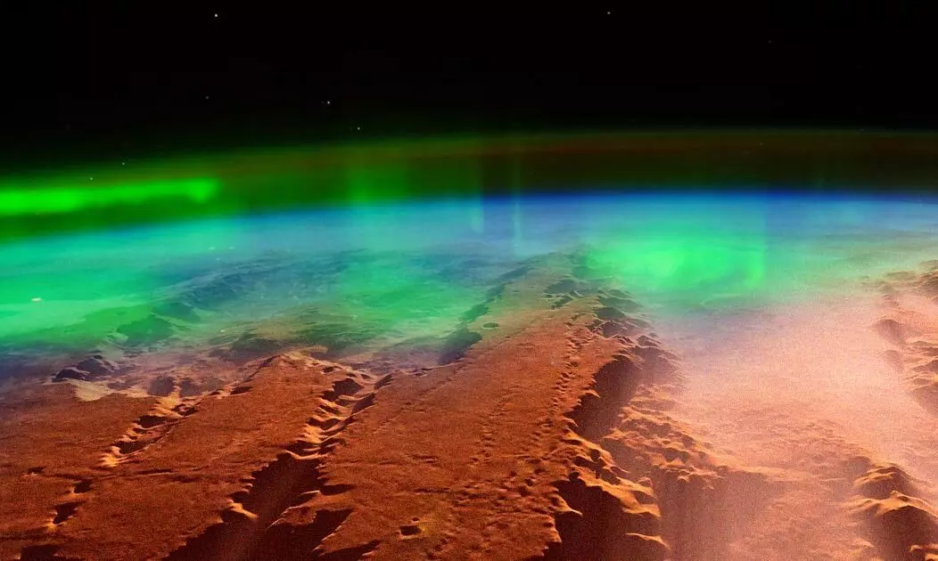 UAEs Hope space probe discovers intense aurora on Mars