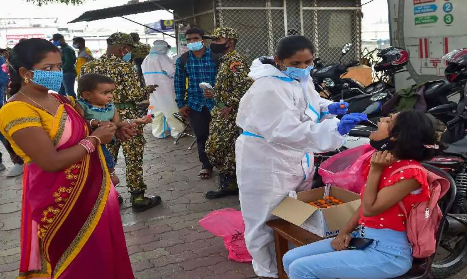 Families of four Delhi frontline workers who lost lives get compensation