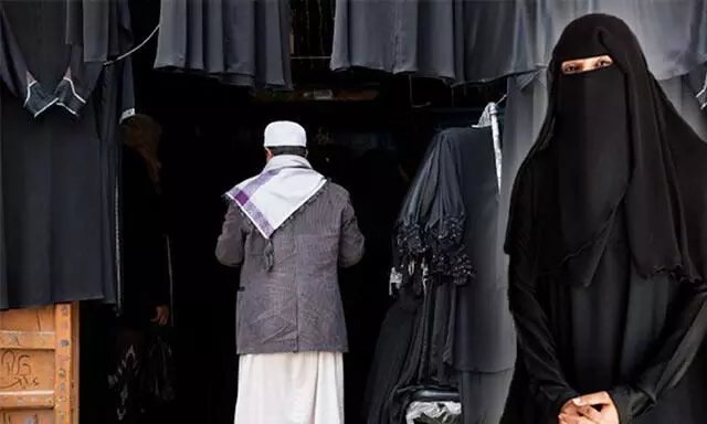 Houthi rules: Male guardians, strict dress codes for women in public