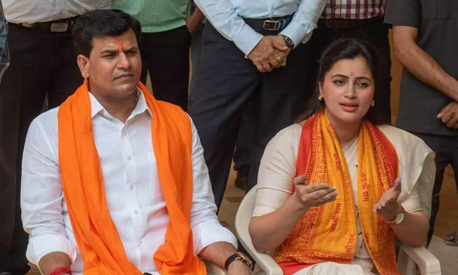 Hanuman Chalisa row: Rana couple granted bail by special court