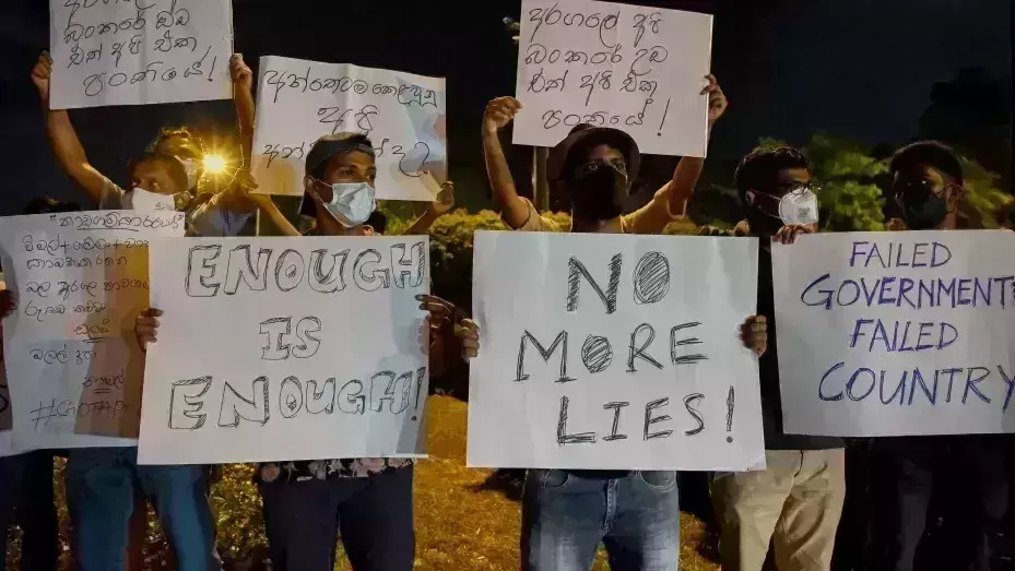 Tension in Colombo, 9 injured in clashes between protesters