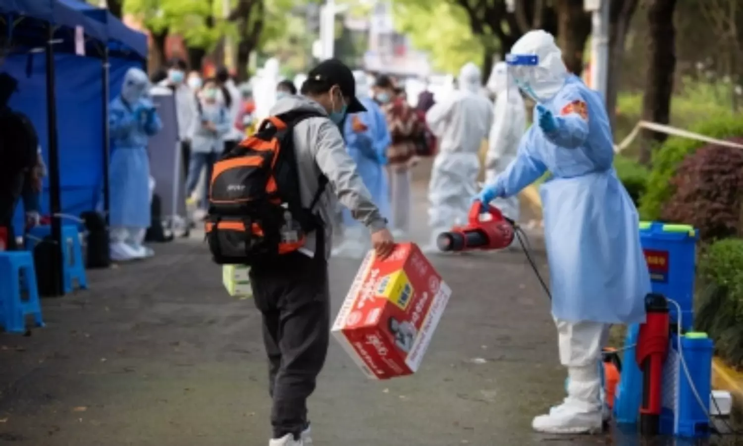 Shanghai residents outraged as lockdowns persist