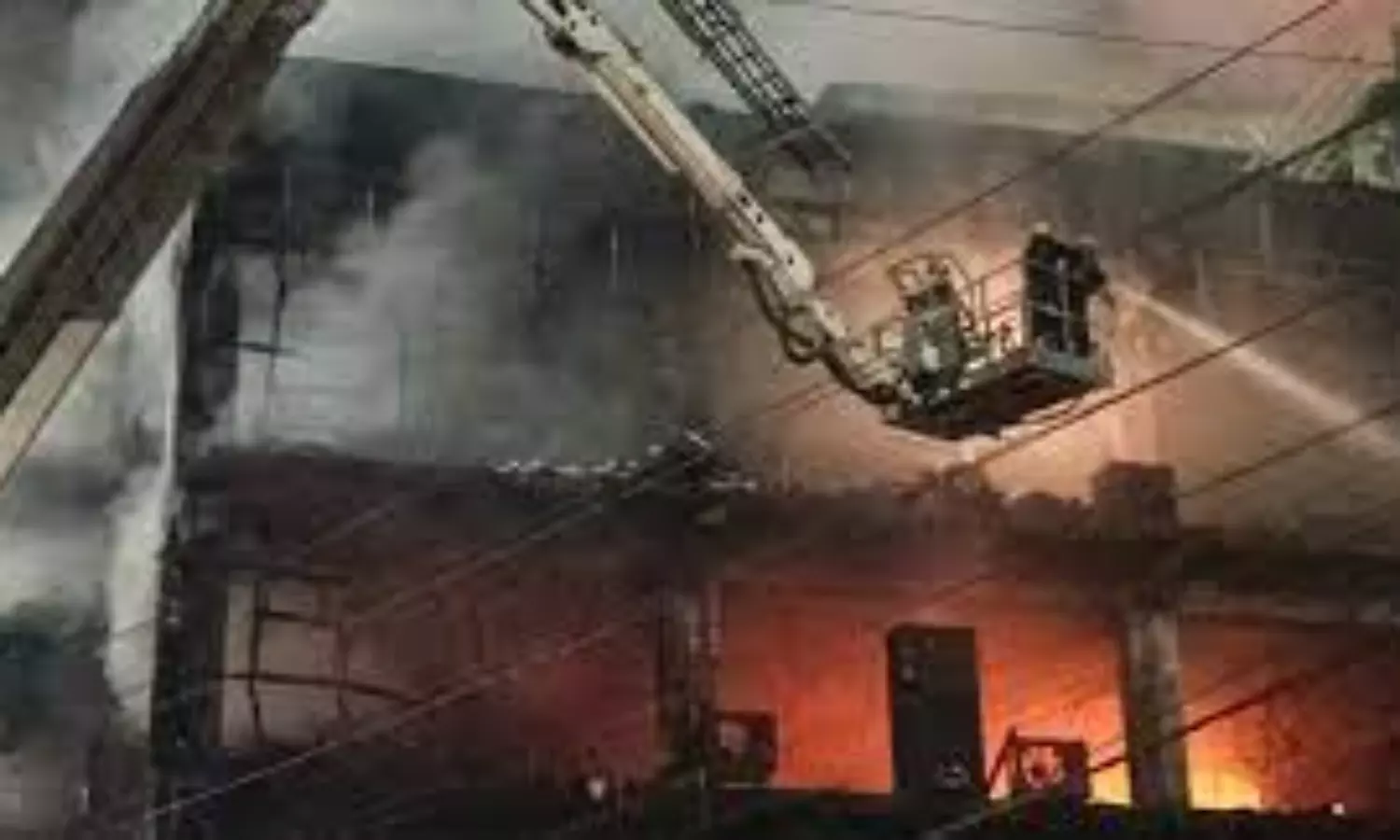 Fire breaks out in Delhi building, 16 dead and 30 injured