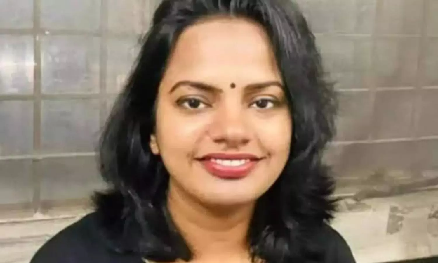 The sky is the limit: 28-year-old flower seller from Mumbai heads to US for PhD