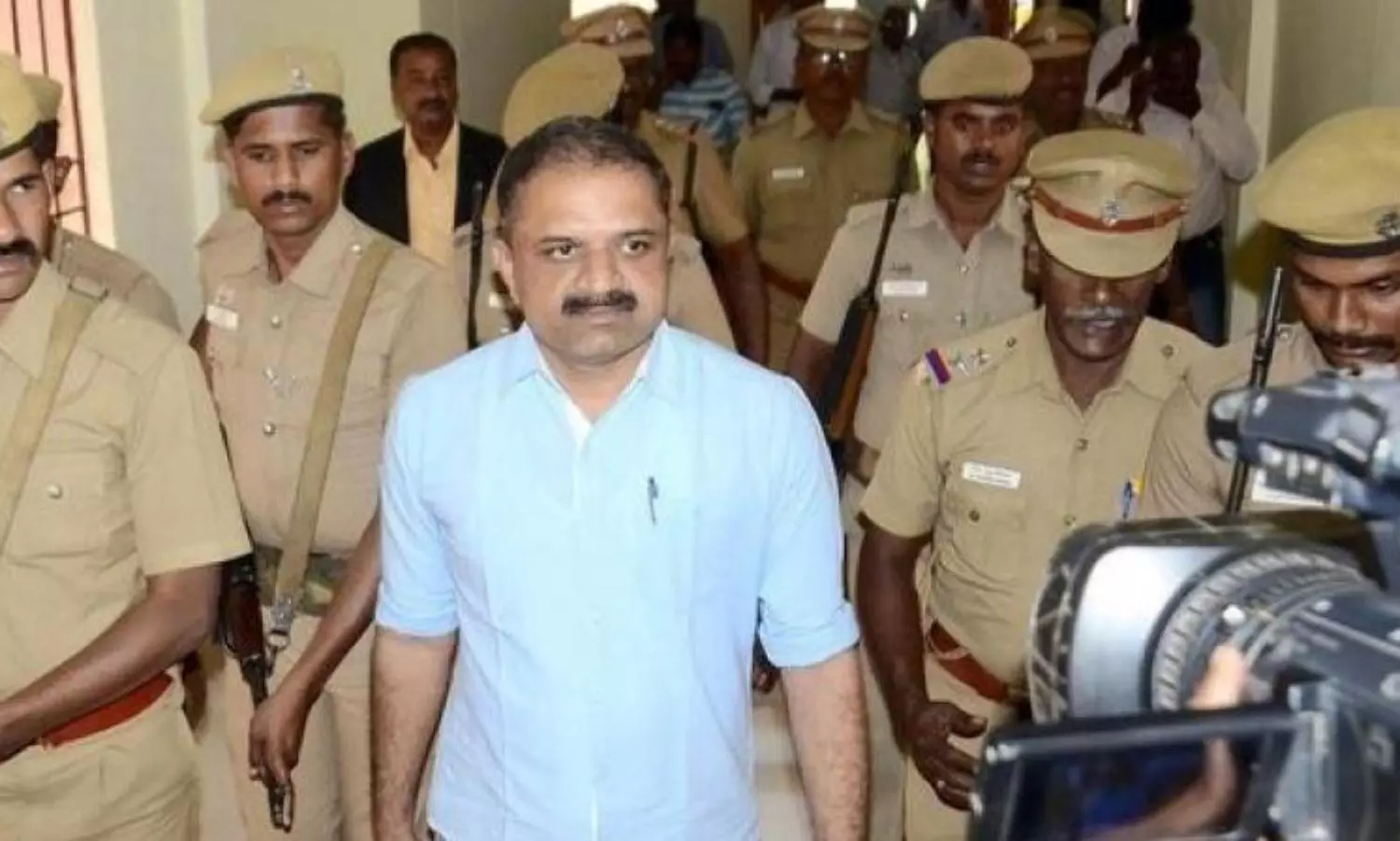 Perarivalan can walk free from prison 31 years after Rajiv Gandhis death
