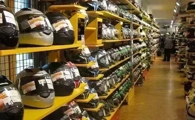 Riders with unstrapped helmets and no ISI mark to get Rs 2,000 fine