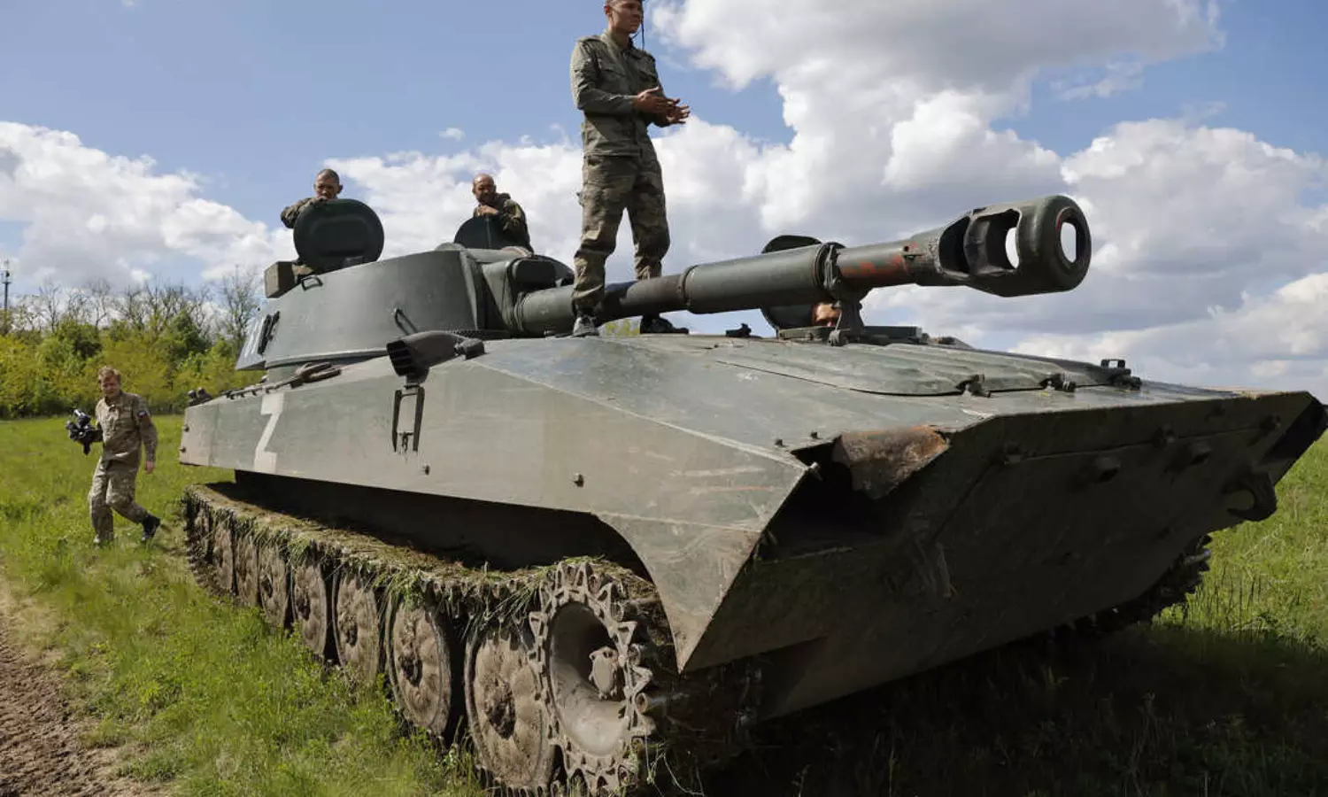 Ukraine rules out ceasefire or concessions to Russia