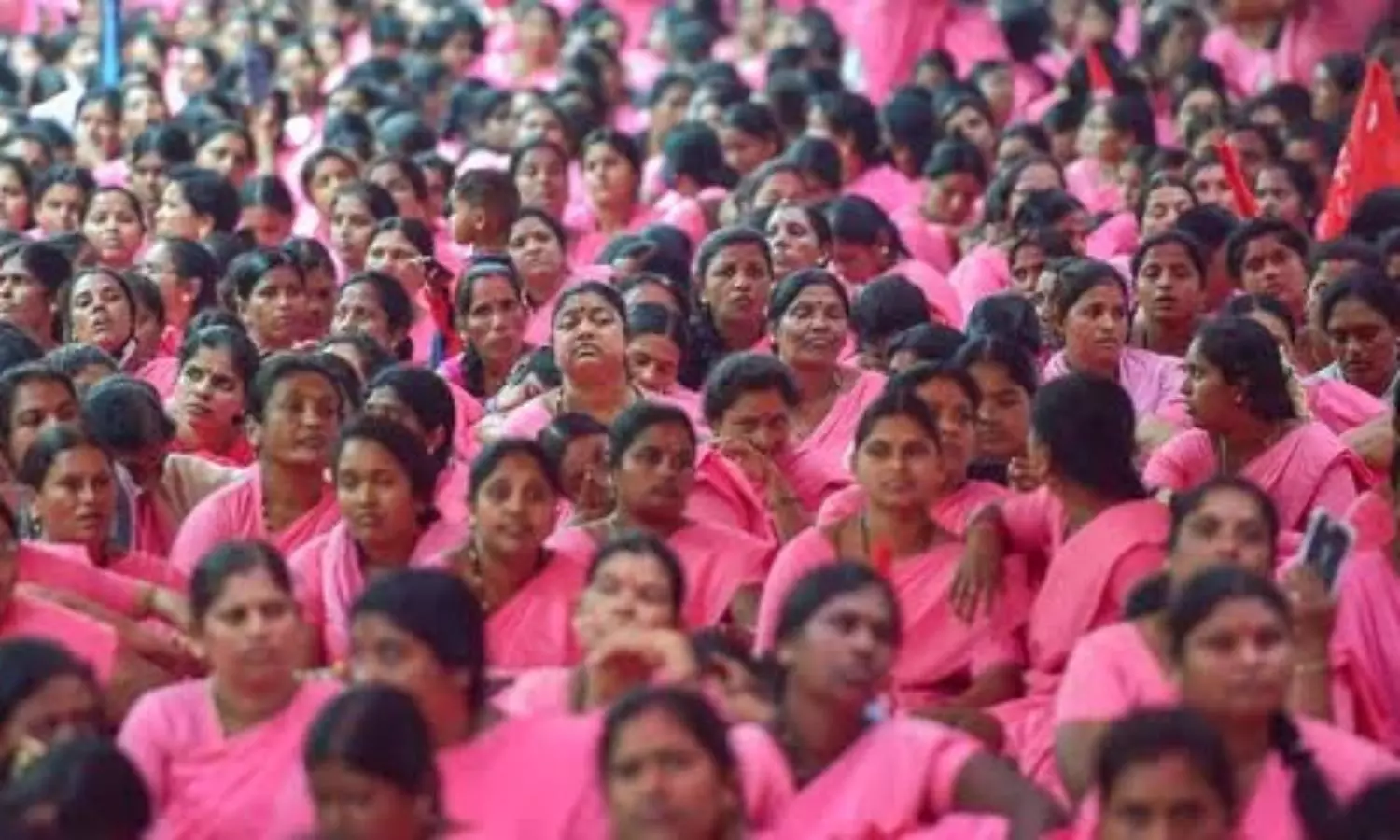 WHO honours 1 million ASHA women for their outstanding role during pandemic