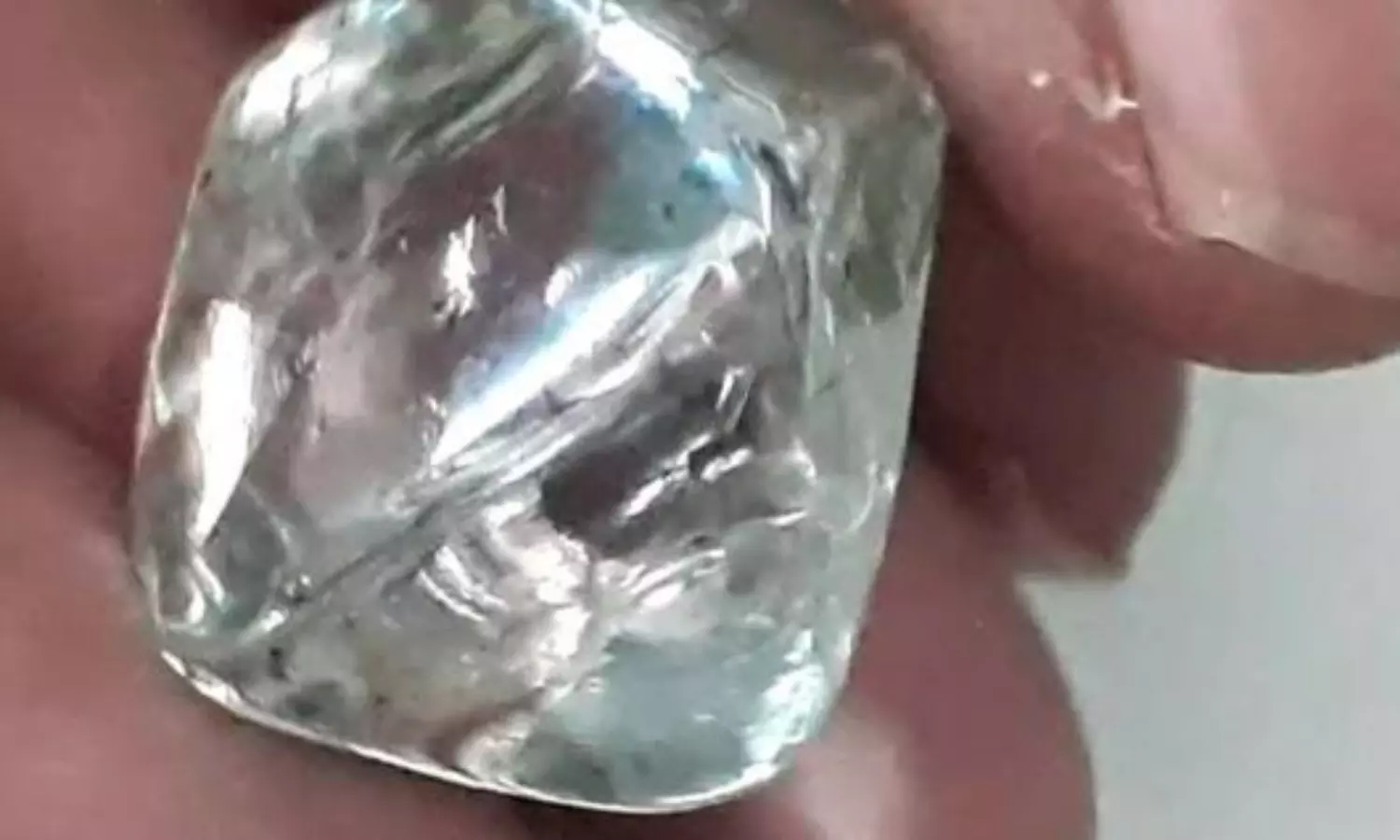 Village woman in Madhya Pradesh digs out stone worth Rs 10 lakh