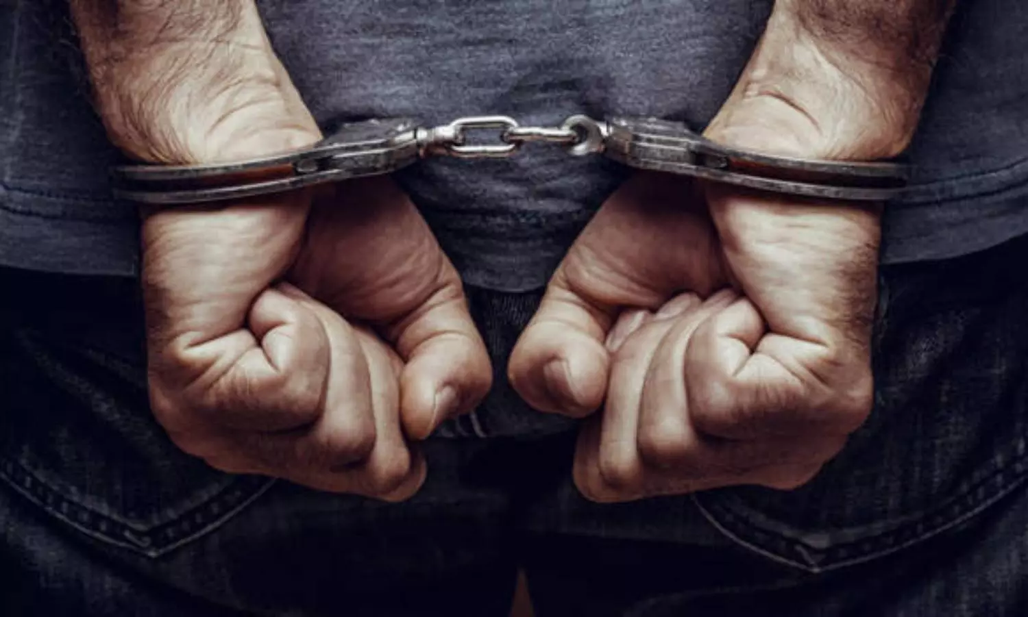 Six held for vandalising Jawaharlal Nehrus statue in Madhya Pradeshs Satna