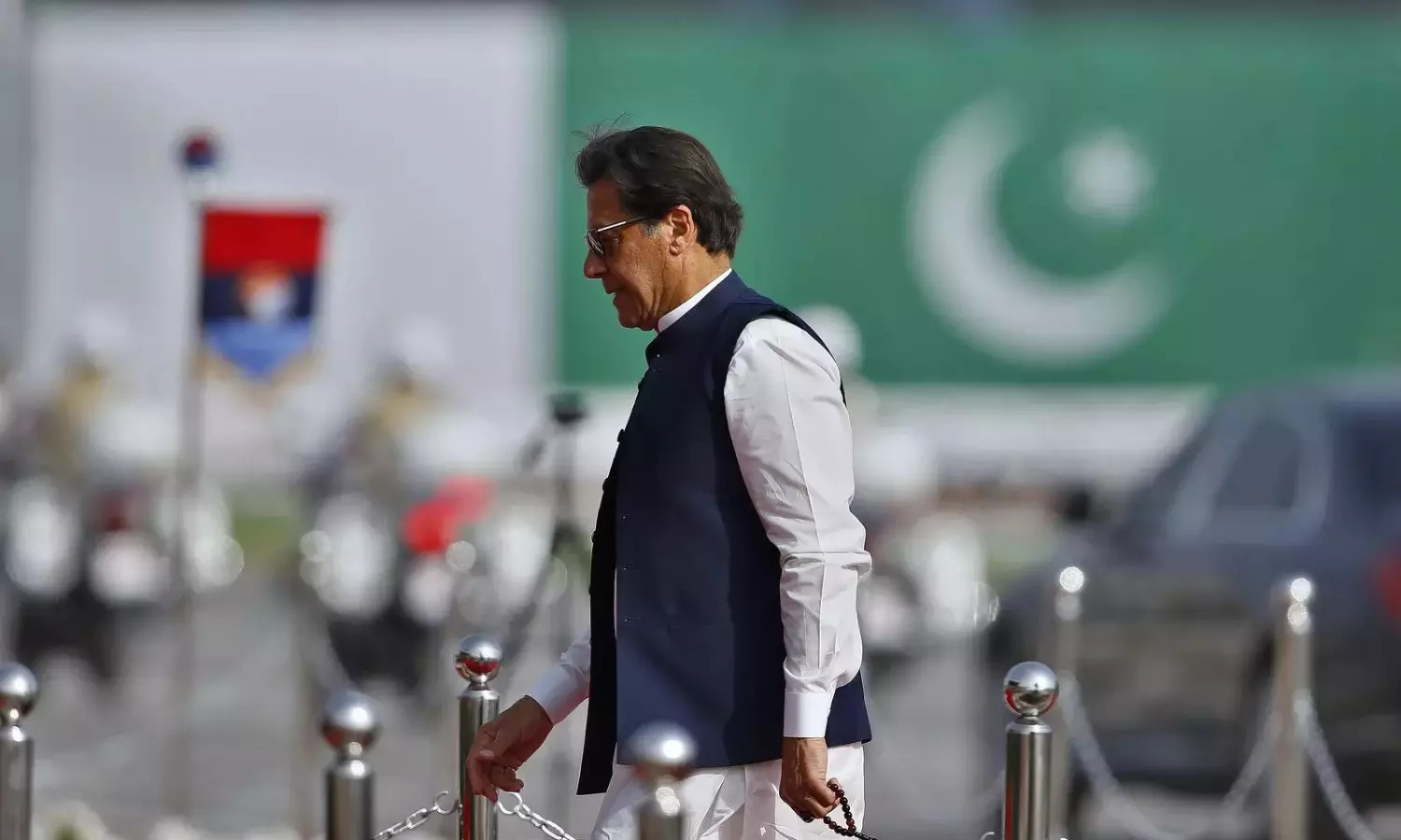 Announce polls in 6 days: Imran Khan tells Pak government