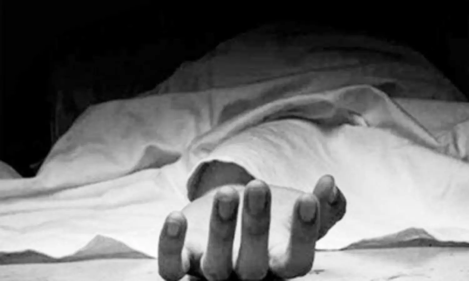 Teen commits suicide after parents scolded for playing mobile games