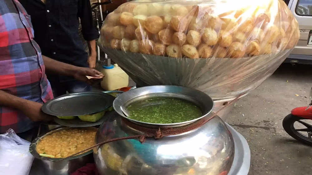 97 children ill after eating pani puri in Madhya Pradesh