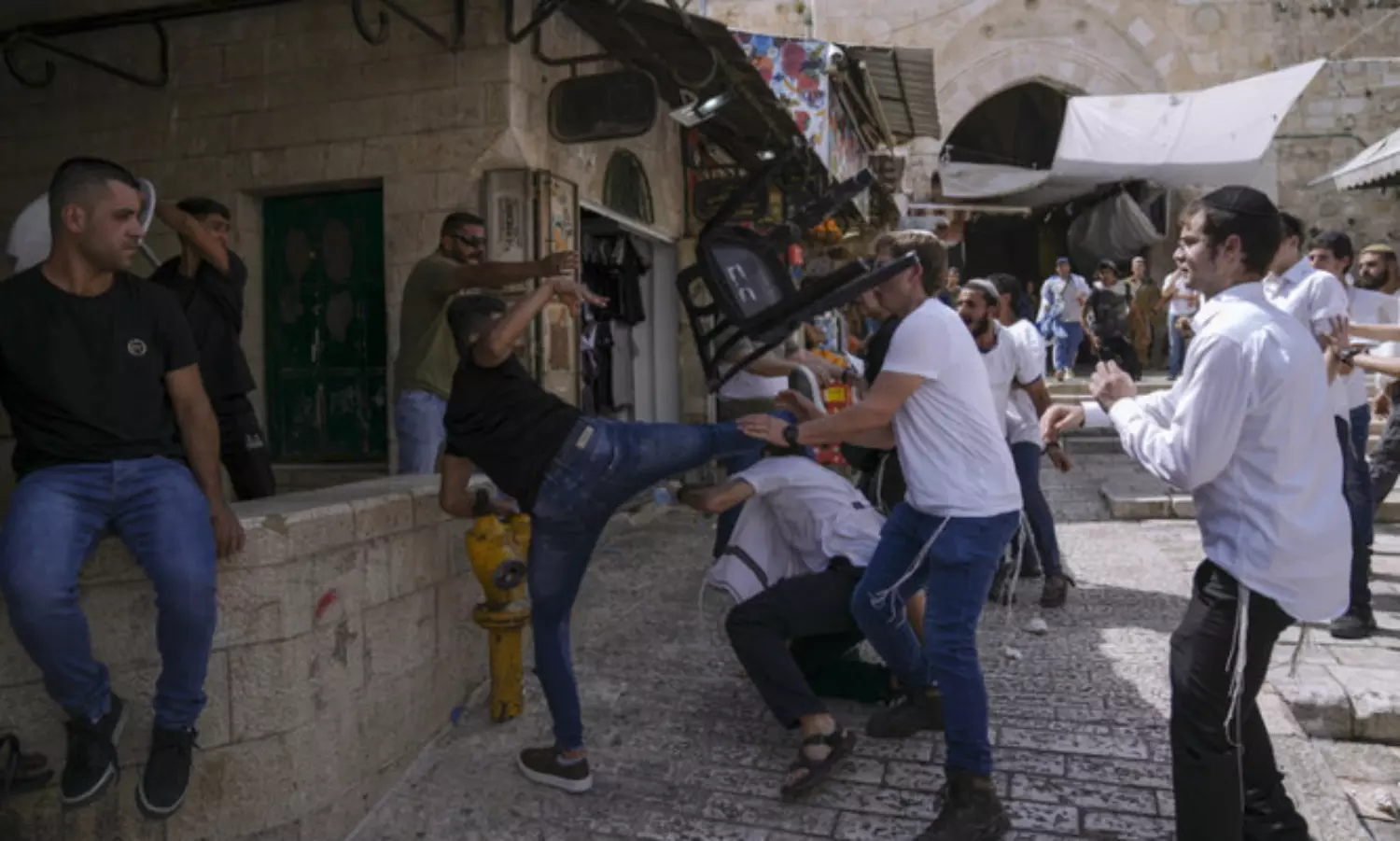 Israel arrested no Jews responsible for Sundays violence: report