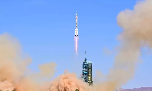 Three Chinese astronauts lifted off to oversee Space Station works