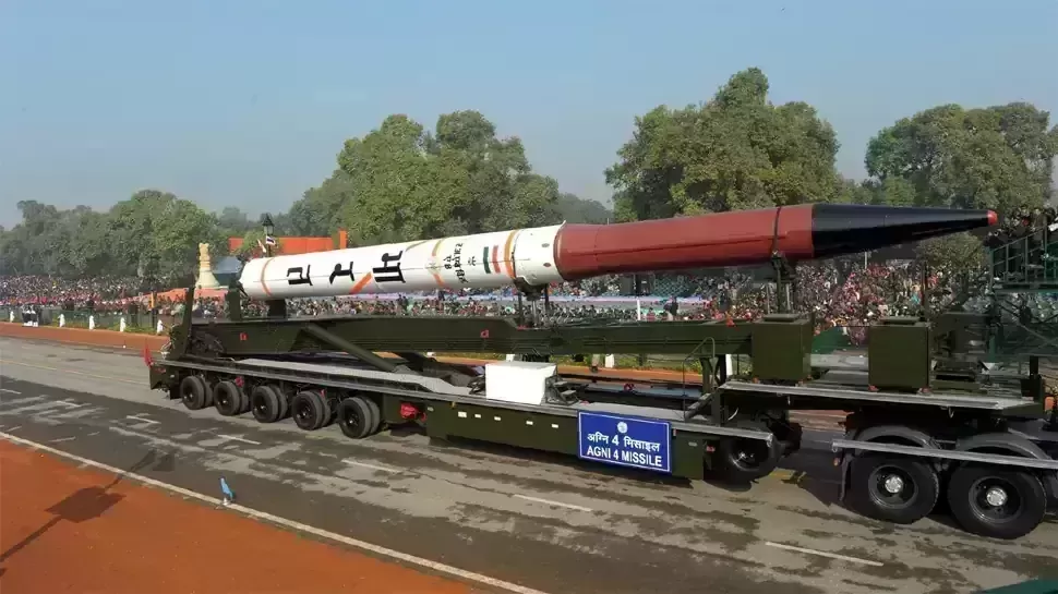 India successfully test-fires nuclear-capable Agni-IV missile