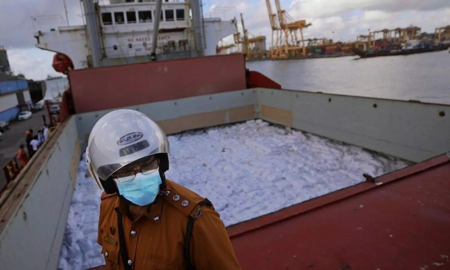 Country needs $ 6 billion for the next 6 months: Sri Lankan PM