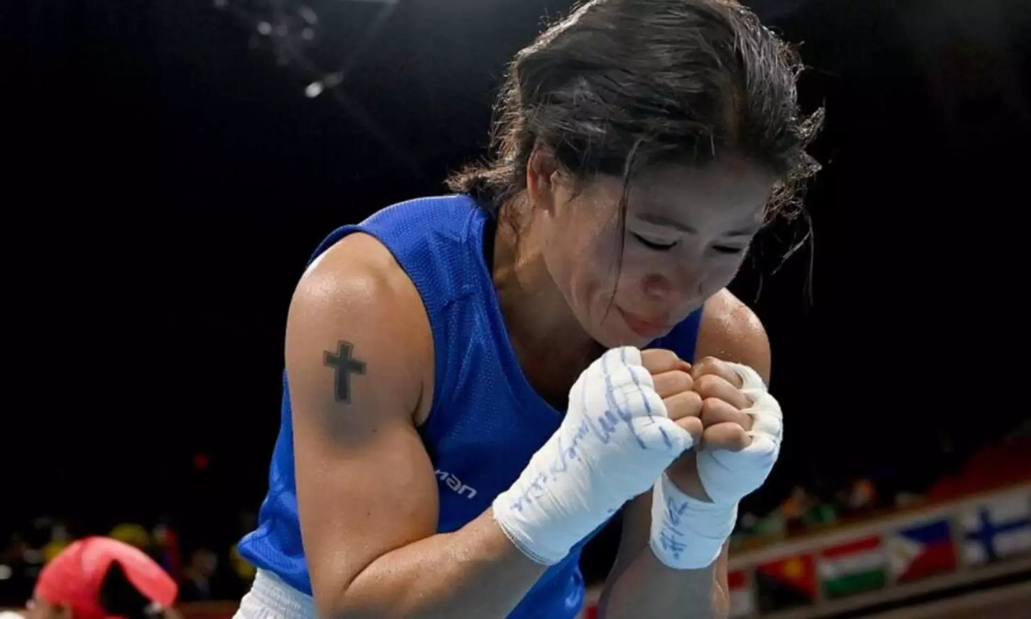 Mary Kom suffers leg injury mid trial; withdraws from CWG
