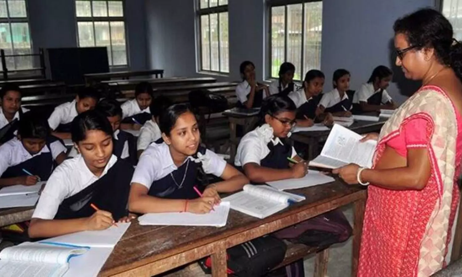 Recruitment irregularities: Bengal education dept officials guilty says CBI.