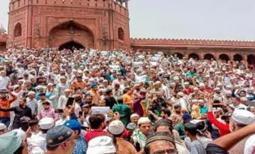 Delhi police books prophet row protesters at Jama Masjid under Covid rules