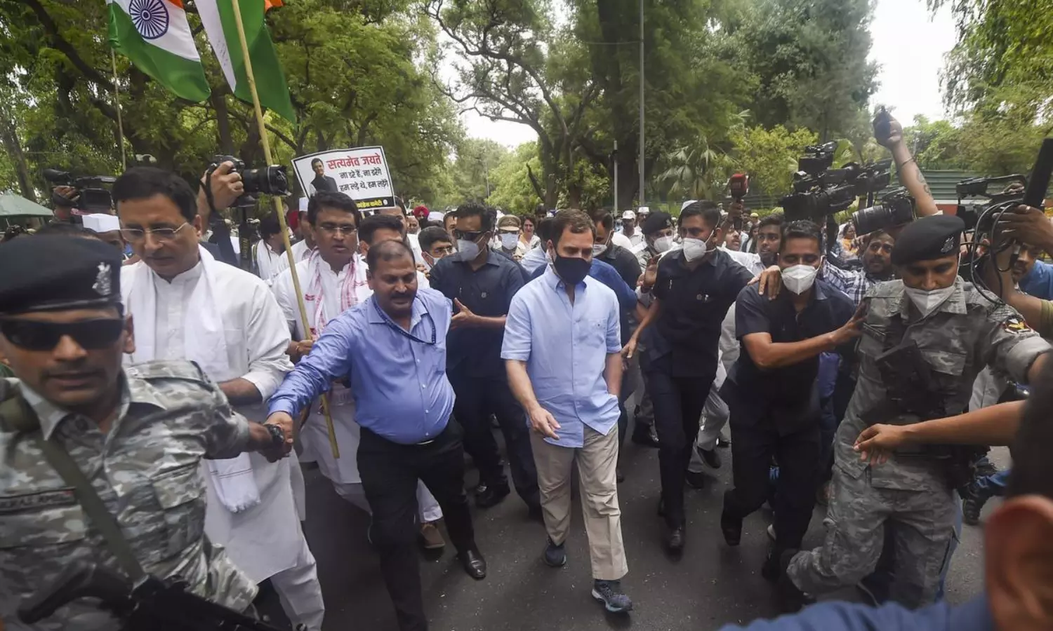 ED questions Rahul Gandhi in money laundering case