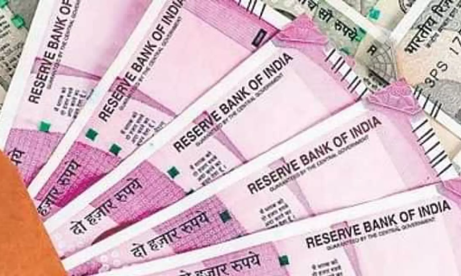 5 times extra cash dispensed from ATM in Nagpur; people rush to withdraw cash