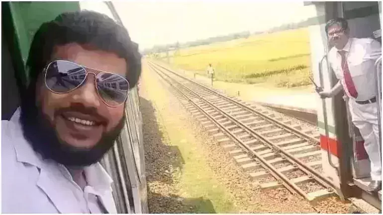 Epic selfie of father and son crossing paths goes viral