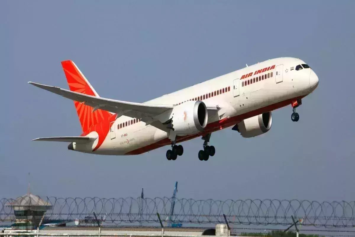 Air India to buy 300 planes in one of the largest aircraft deals in history