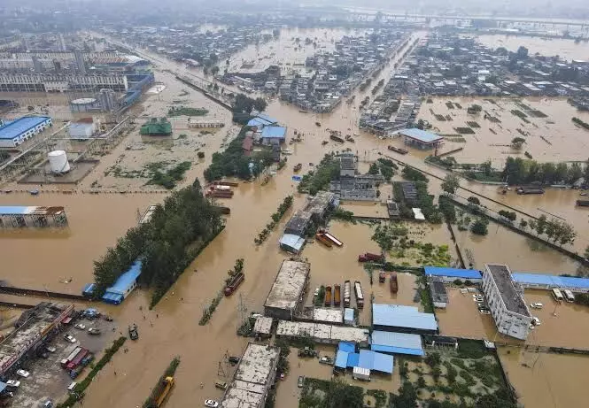 China hit by massive floods, landslides; half a million people affected