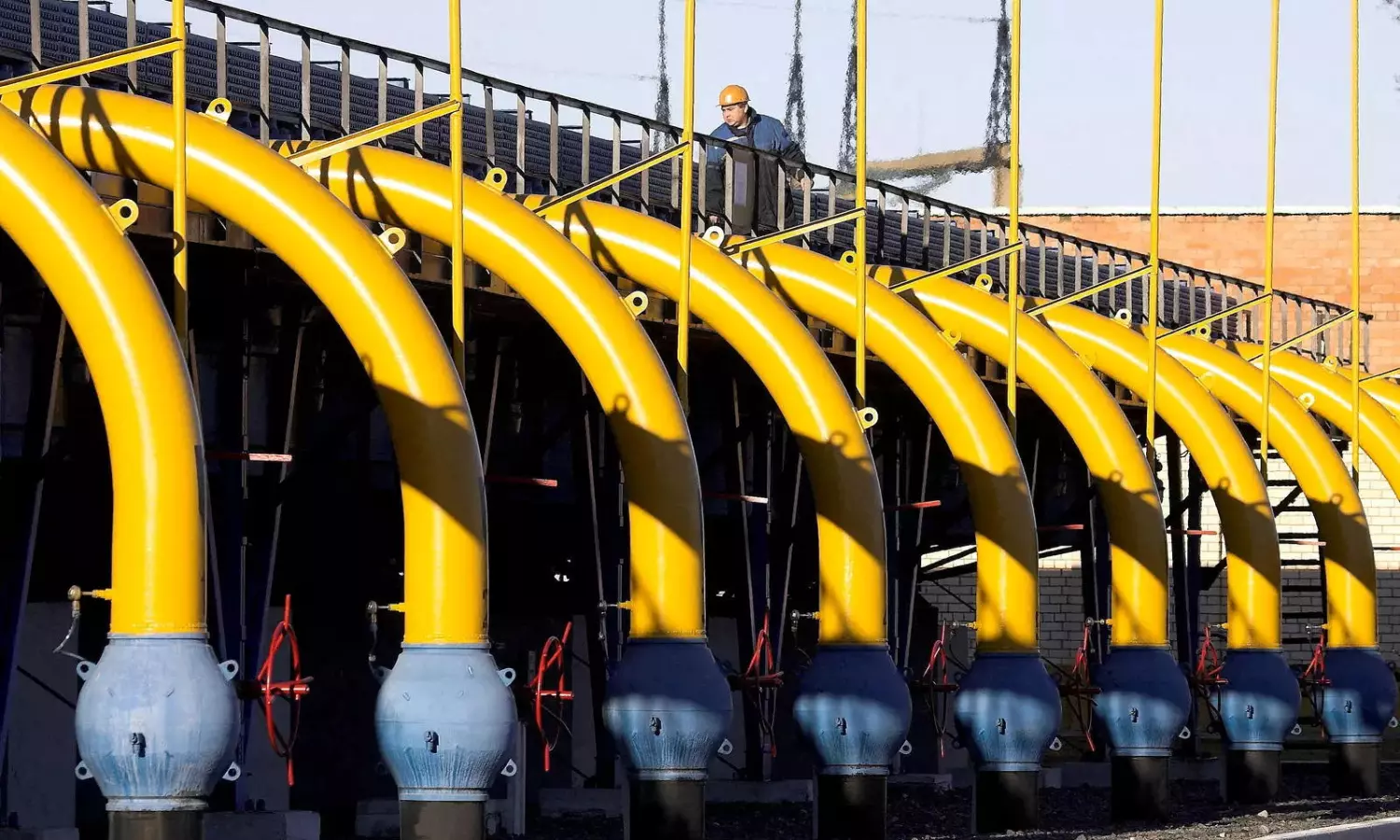 Russian gas supply reduction puts Germany in crisis; declares alarm level