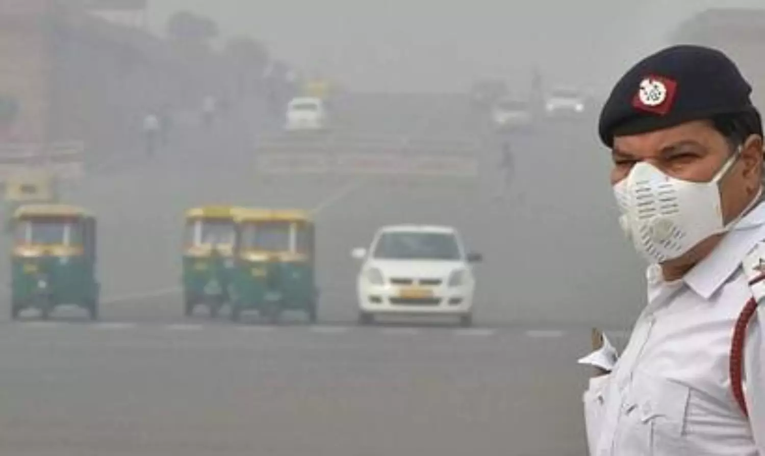 100 flights delayed at Delhi airport on Friday as dense fog hit operations
