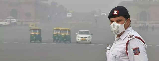 100 flights delayed at Delhi airport on Friday as dense fog hit operations