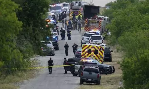 Dozens of migrants found dead in truck in San Antonio over heat exhaustion: Officials