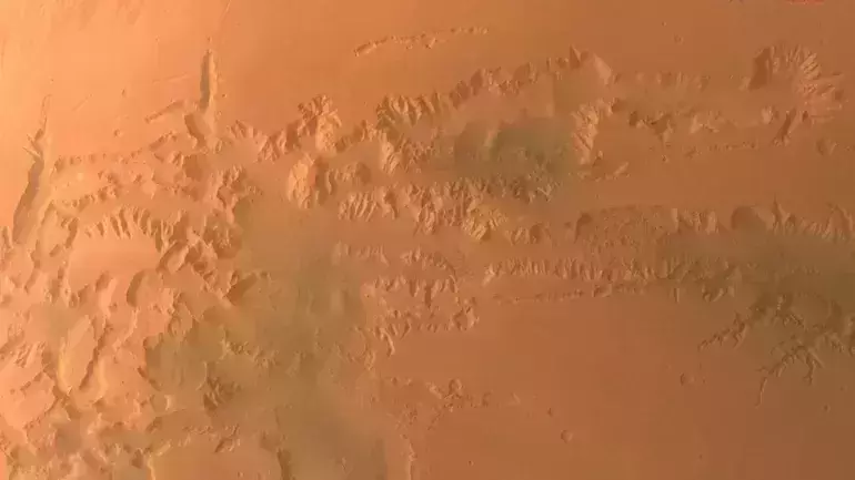Chinas Mars mission maps entire planet, sends stunning pictures