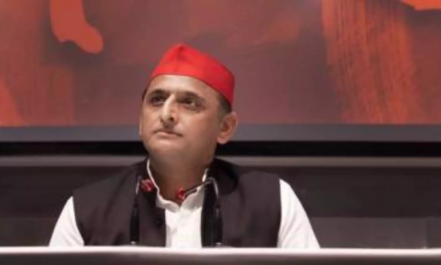 SP dissolves its executive bodies after bypoll setback