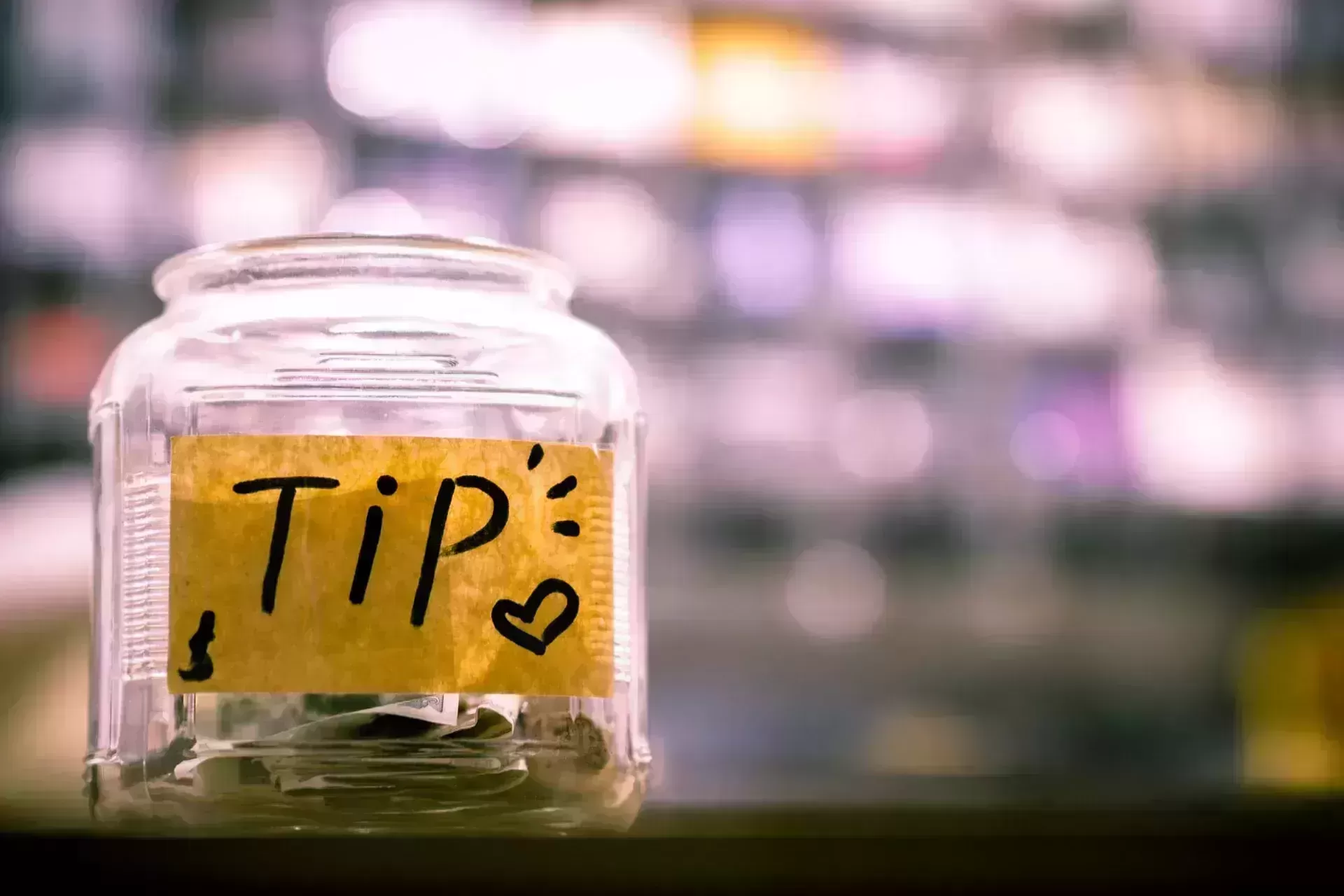 Restaurants cant force customers to tip: CCPA