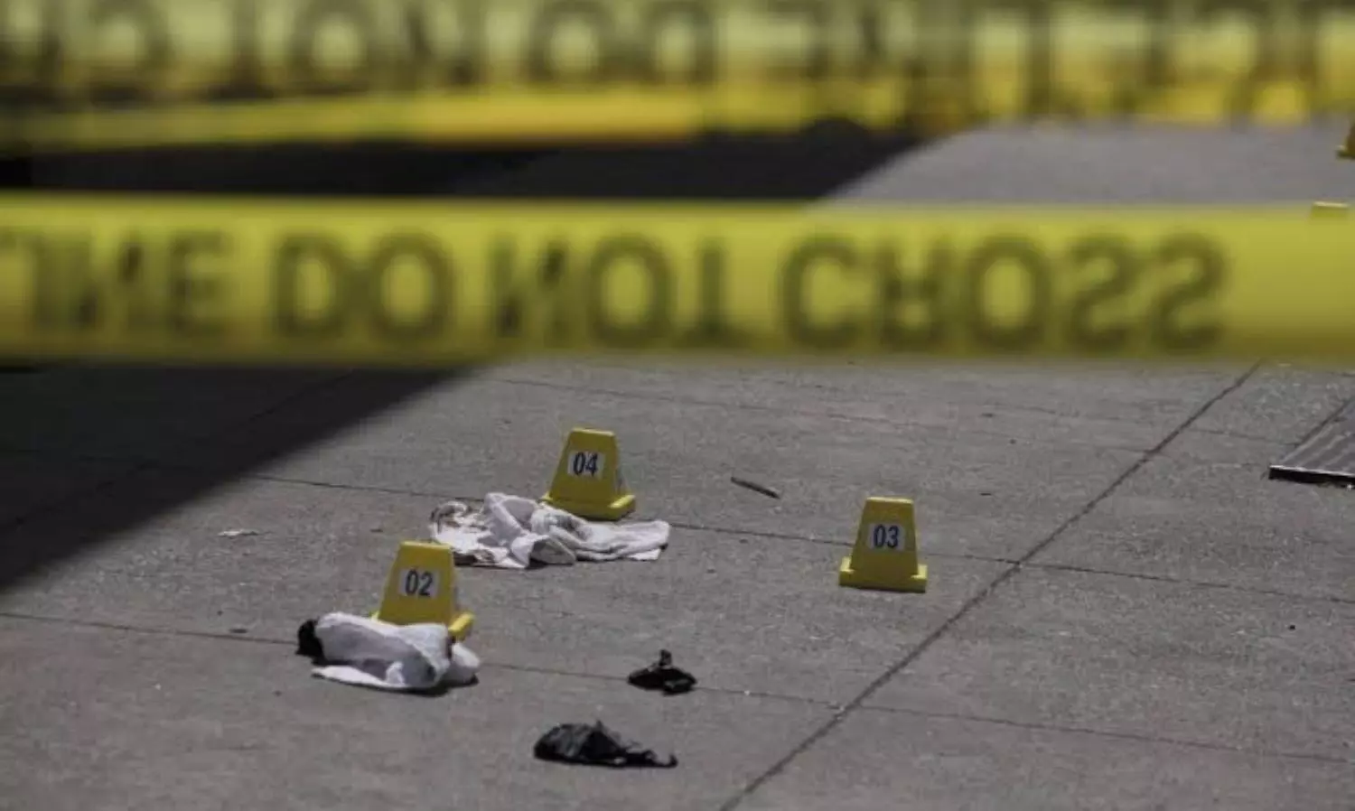 6 dead, more than two dozen hospitalised in shooting at Chicago-area July 4 parade