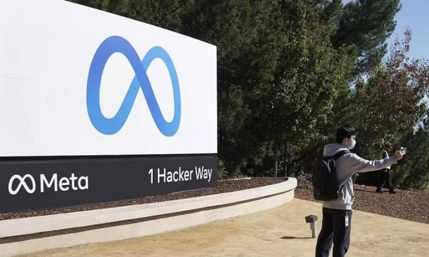 Chinese firm, Turkish individual sued by Meta for scraping data from Facebook, Instagram
