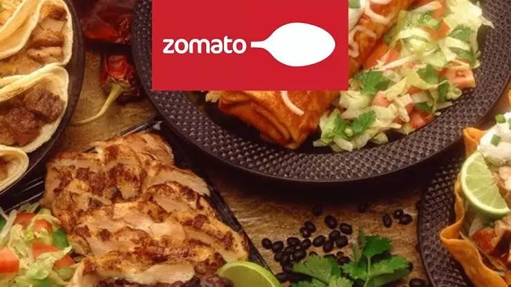 Customer compares difference in Zomato food bill with offline order; sparks debate