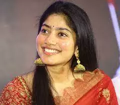 Telangana HC refuses to set aside police notice against Sai Pallavi