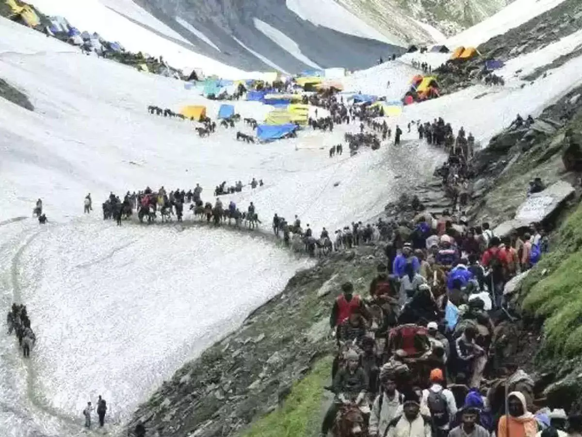 Kedarnath yatra stopped due to heavy rainfall, Highways blocked in Uttarakhand