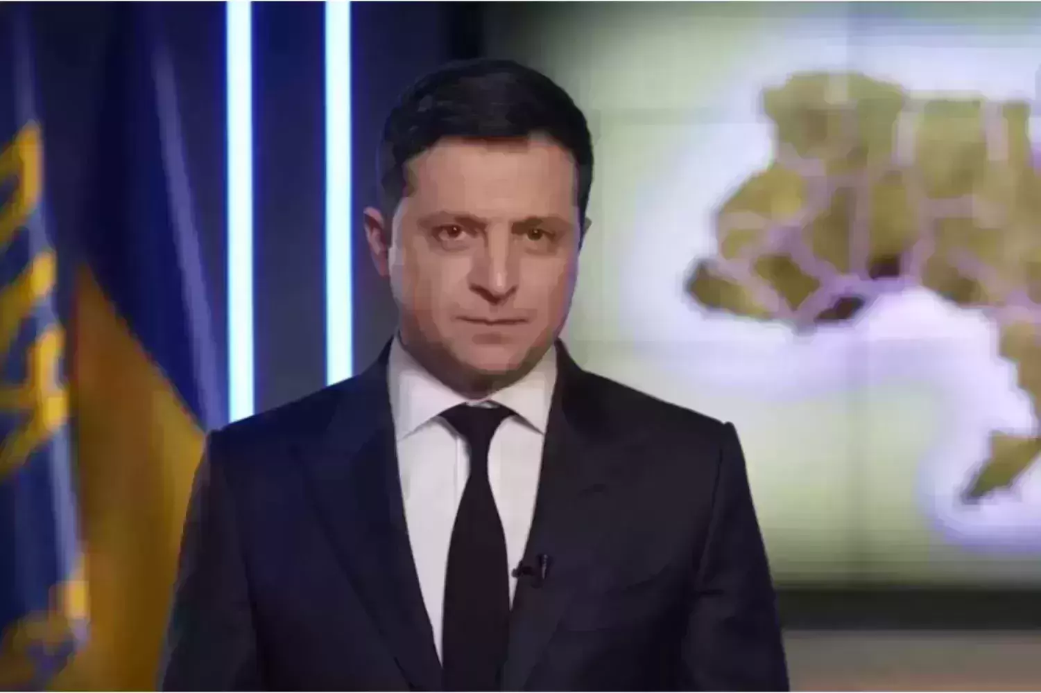 Zelensky warns Ukraine of more Russian missile strikes