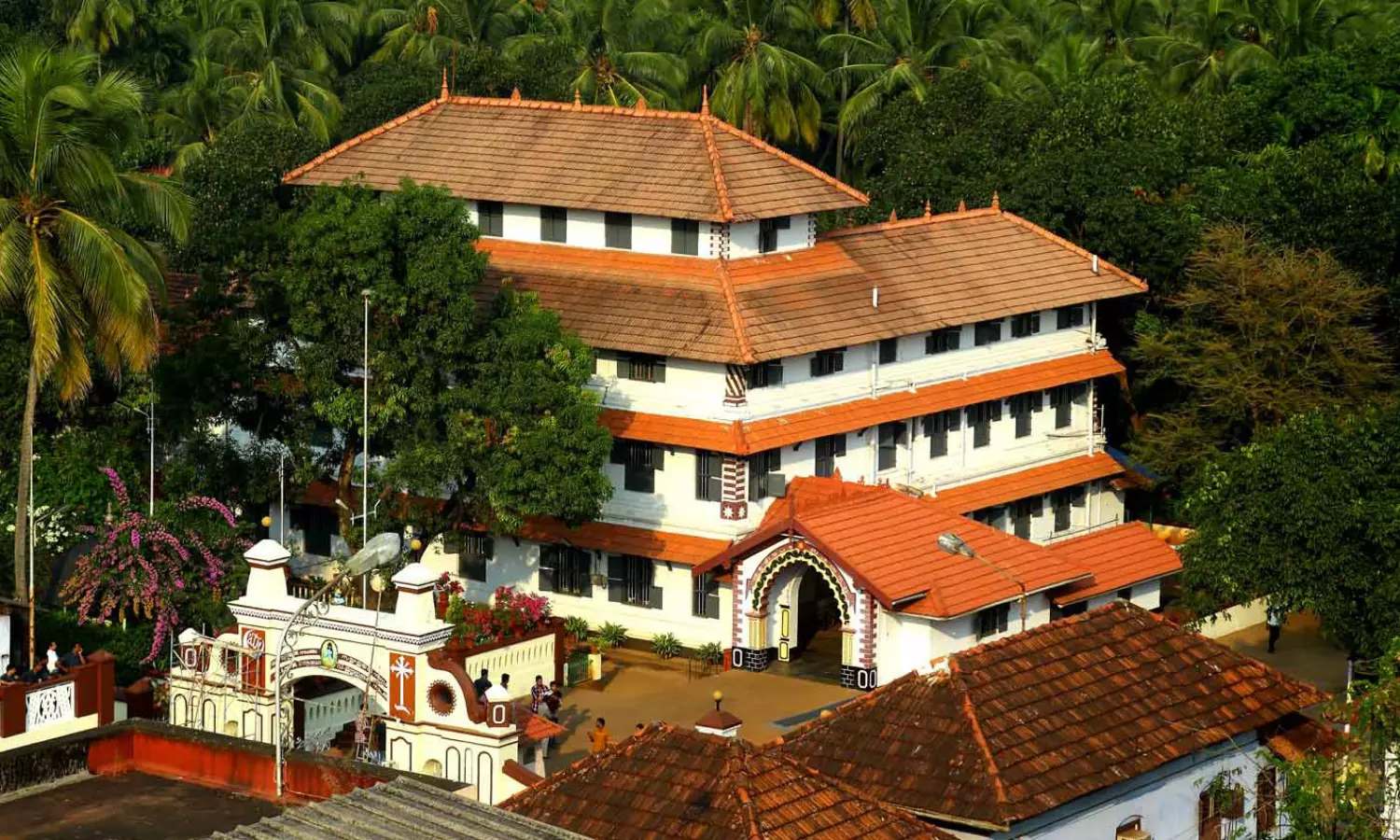 Kerala Ayurvedic ashram distances one from daily diet of dismal news