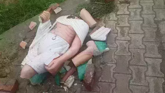 Mahatma Gandhi`s statue vandalised in Punjab, probe underway